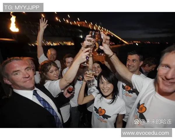 足球明星场外亲民互动展现真情厚谊与粉丝共鸣的温暖瞬间 足球明星场外亲民互动展现真情厚谊与粉丝共鸣的温暖瞬间