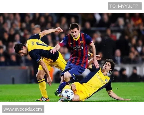 足球明星技巧视频教学揭秘提升球技的绝佳方法与实用技巧分享 足球明星技巧视频教学揭秘提升球技的绝佳方法与实用技巧分享