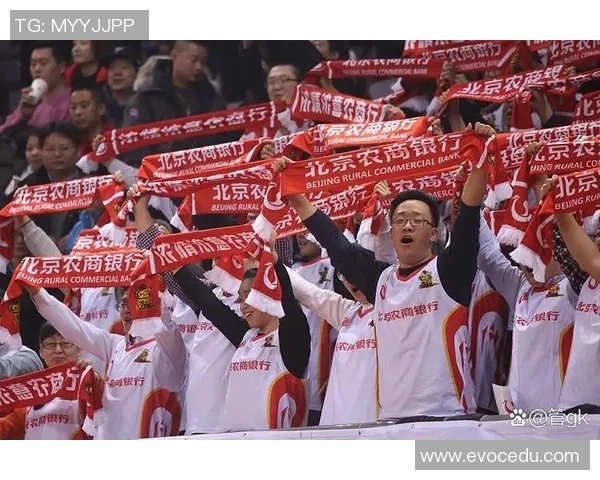 足球明星怒火中烧瞬间回顾激情四溢的赛场爆炸时刻与背后的故事 足球明星怒火中烧瞬间回顾激情四溢的赛场爆炸时刻与背后的故事