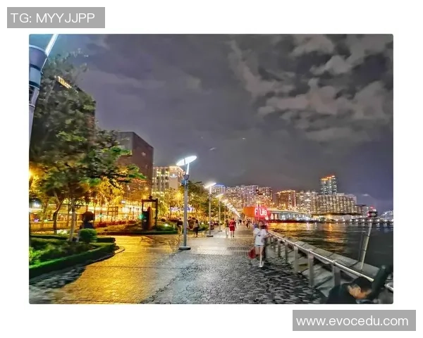 足球明星画像框全景展示让你领略足坛巨星风采与魅力 足球明星画像框全景展示让你领略足坛巨星风采与魅力