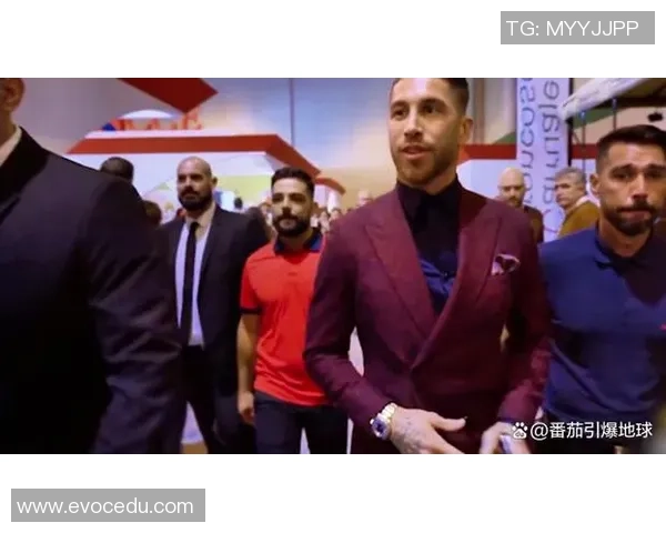 足球明星的财富真相揭秘他们的收入来源与生活方式分析 足球明星的财富真相揭秘他们的收入来源与生活方式分析